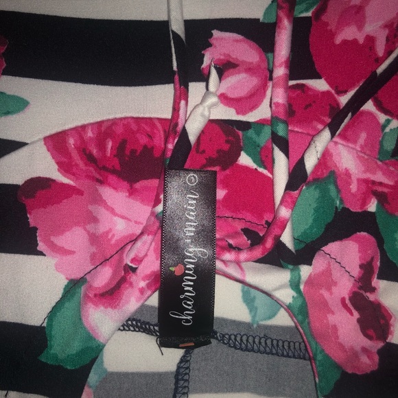 Floral high low sweatshirt - Picture 3 of 4